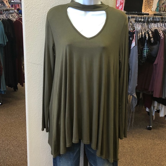 Green Open-Chest Top - Picture 1 of 2